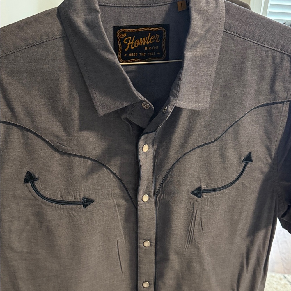 Howler Brothers Men’s Gray Western Embroidered Snap Shirt